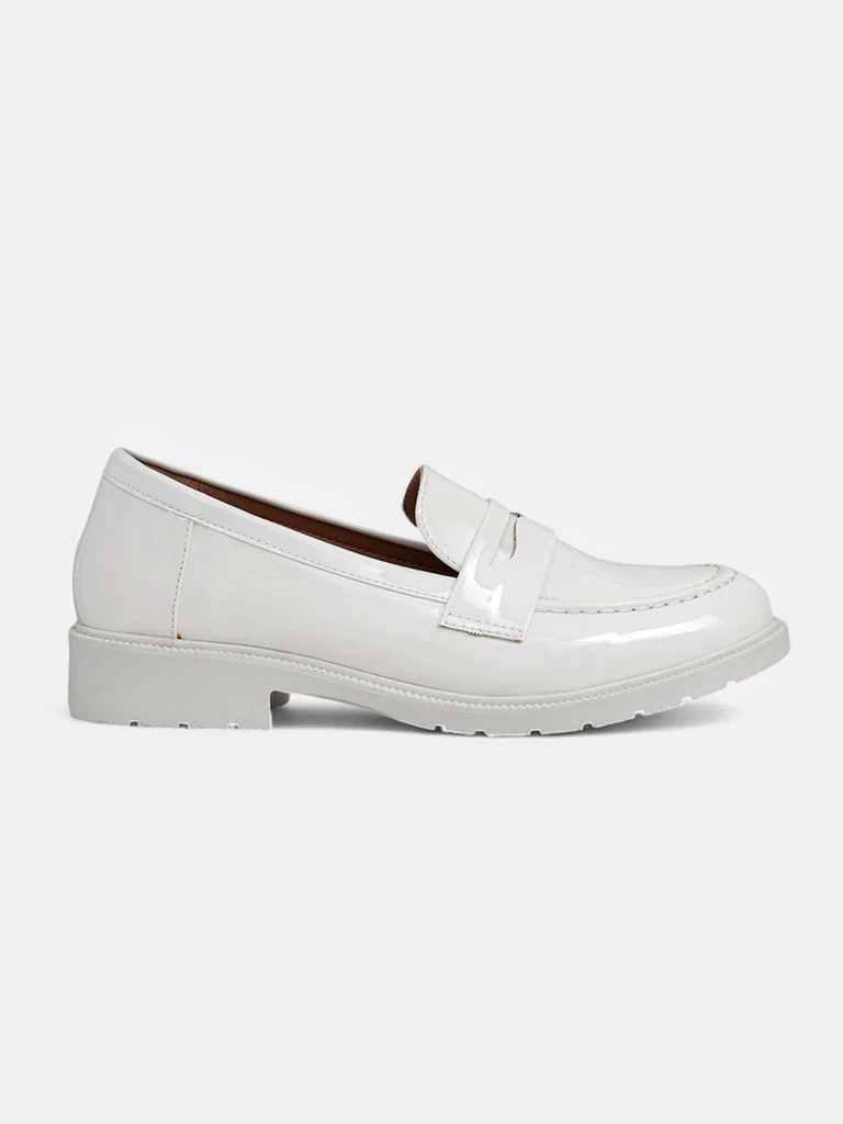 Resti Women's patent loafers Aylay