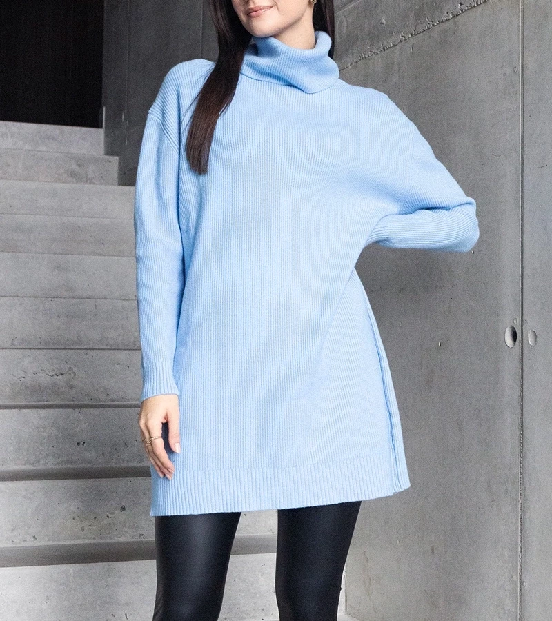 UR/CEO Long blue soft turtleneck sweater Kali