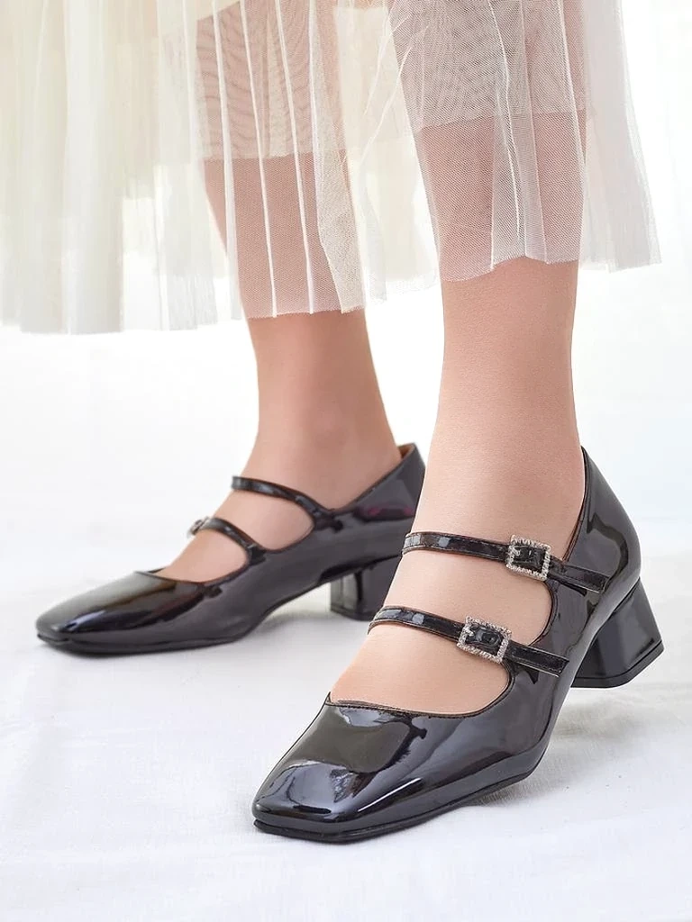 Resti Glossy women&#039;s heeled pumps with straps Vible