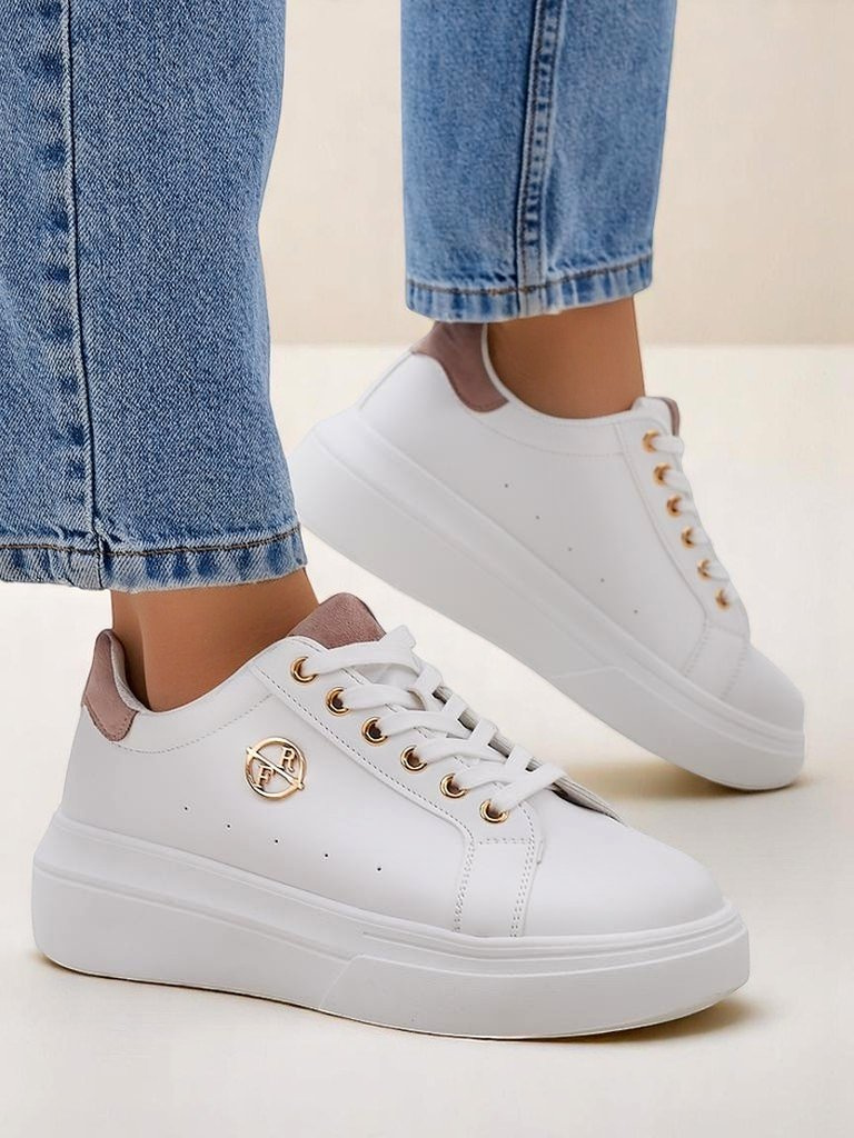 Resti Womens Sporty Sneakers Clevermood