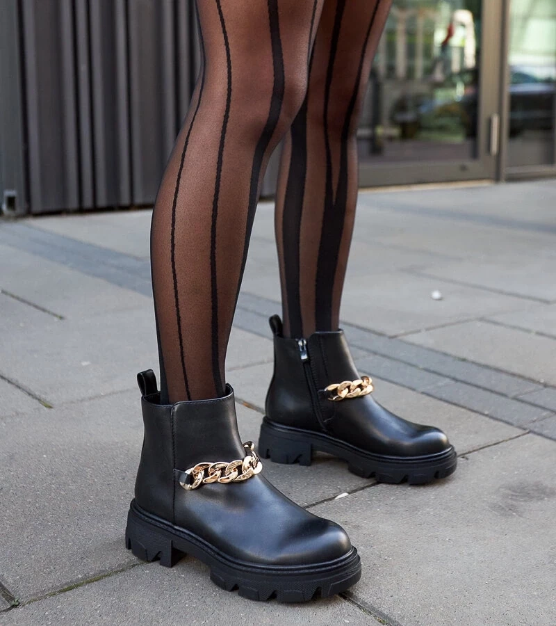 Gemre Botine negre cu un lanț gros decorativ Alfie