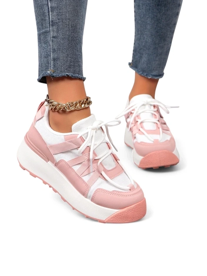 Resti Women's sports sneakers Clevsa