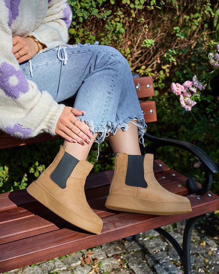 Resti Women&#039;s boots a&#039;la snow boots in camel color Uteris