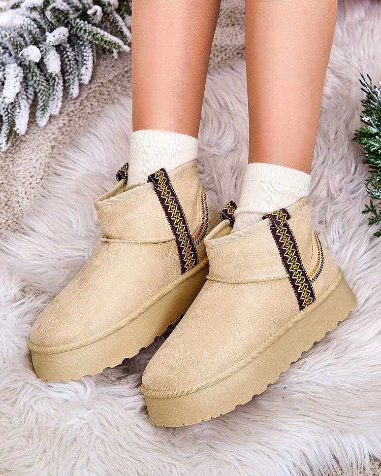Resti Women's short boots a'la snow boots with ornament Erititta