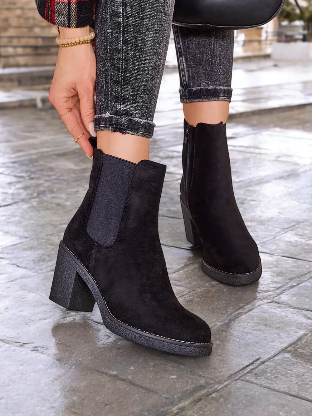 Resti Eco-suede women&#039;s ankle boots on a block heel Bregianka