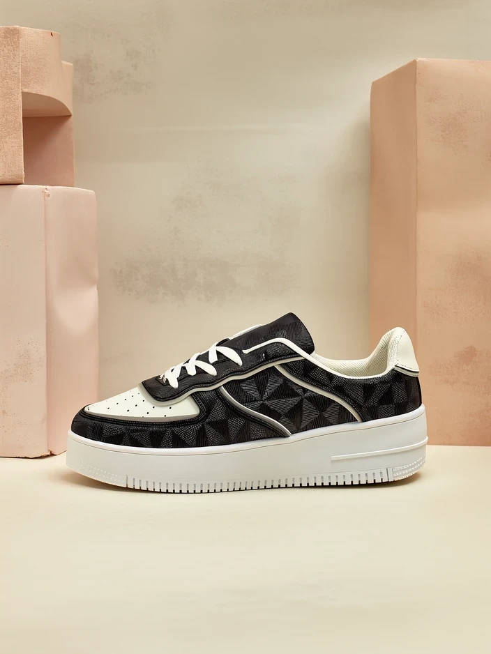 Resti Women's sporty shoes with print Ozofio
