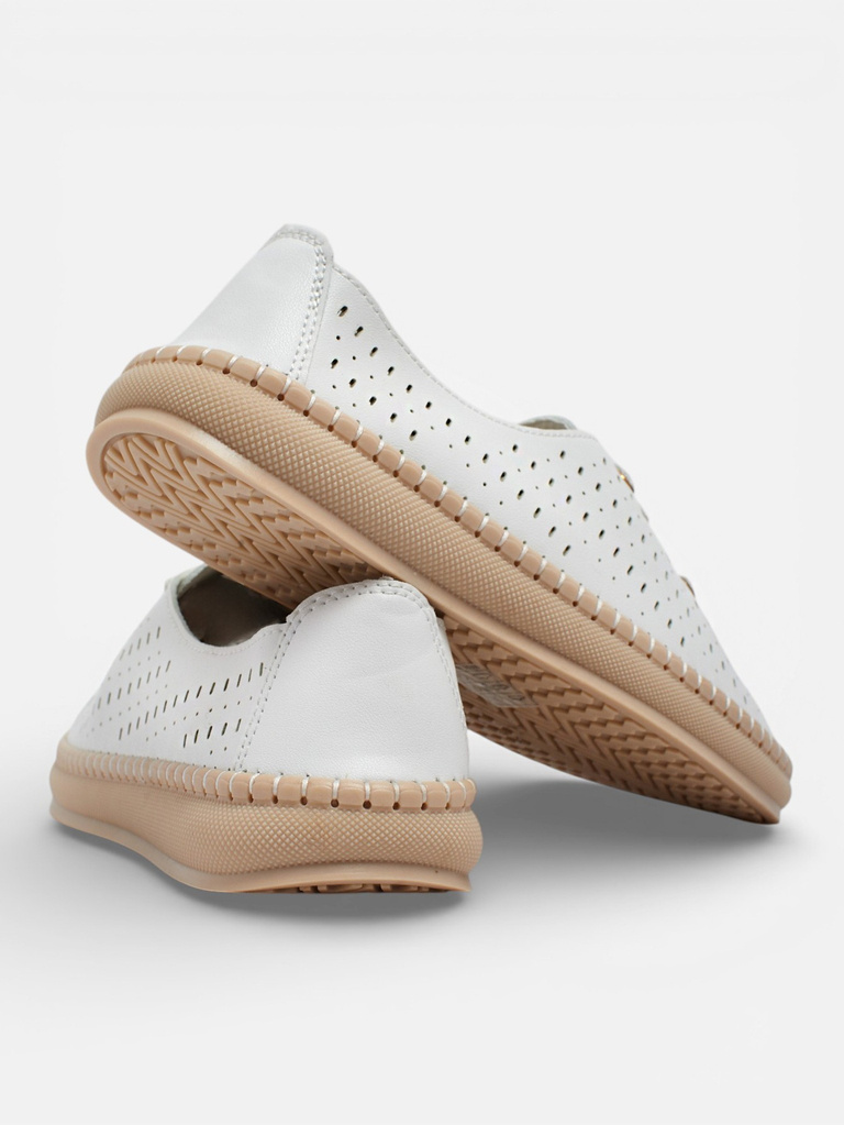 Dámske slip-on topánky Resti Eddier