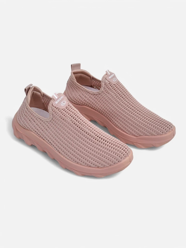 Resti Women&#039;s Slip-On Fabric Sneakers Erra