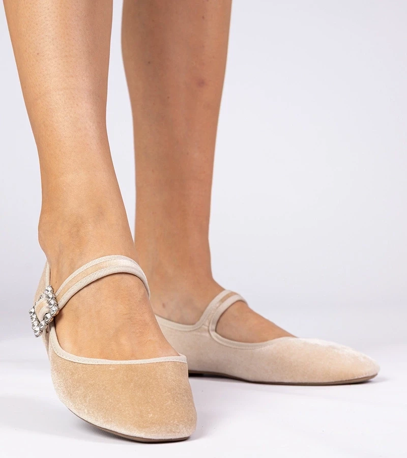 marka niezdefiniowana Beige velvet women's ballet flats with buckle Kvitta