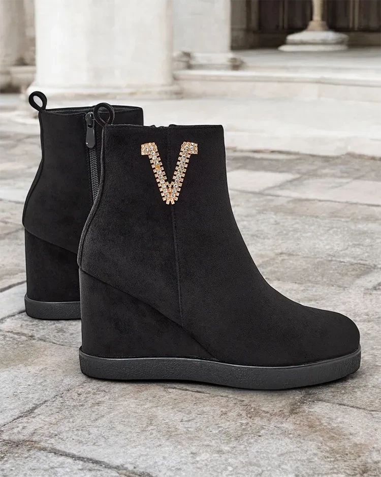 Resti Nerias women's boots on heels