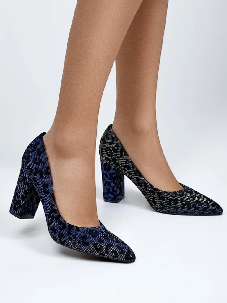 Resti Women&#039;s leopard print pumps Leoart