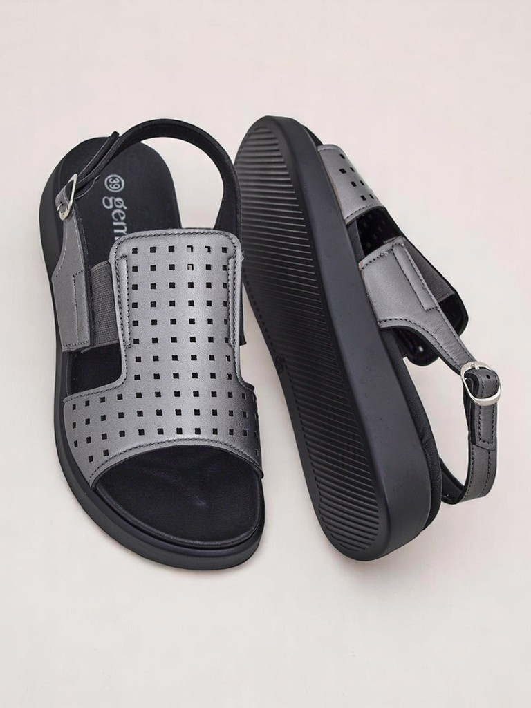 Resti Women's BreezyStep Thick Sole Sandals