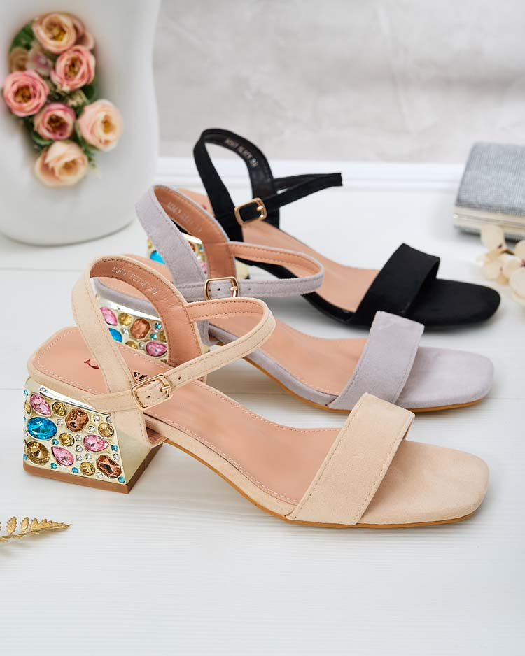 Resti Women's Sandals on a post with crystals Ohvare