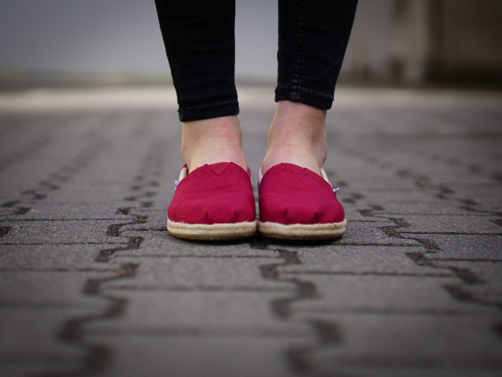 Toms - Classic červené espadrilky
