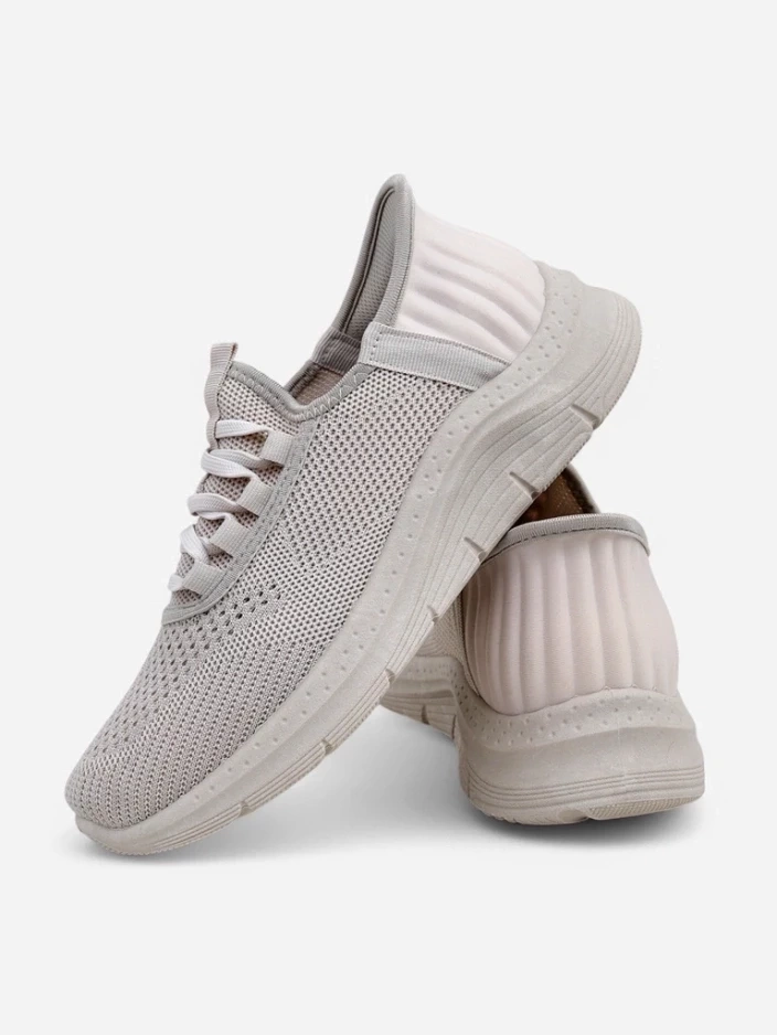 Resti Women's Slip-On Fabric Sports Shoes Arrate