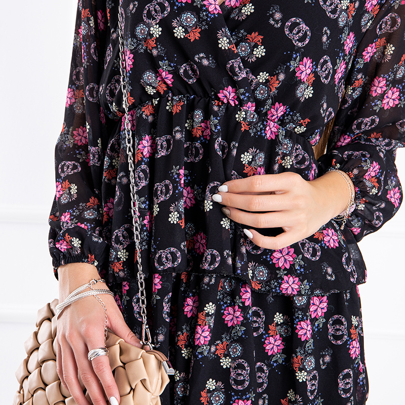 Resti Women's black floral dress - Clothing