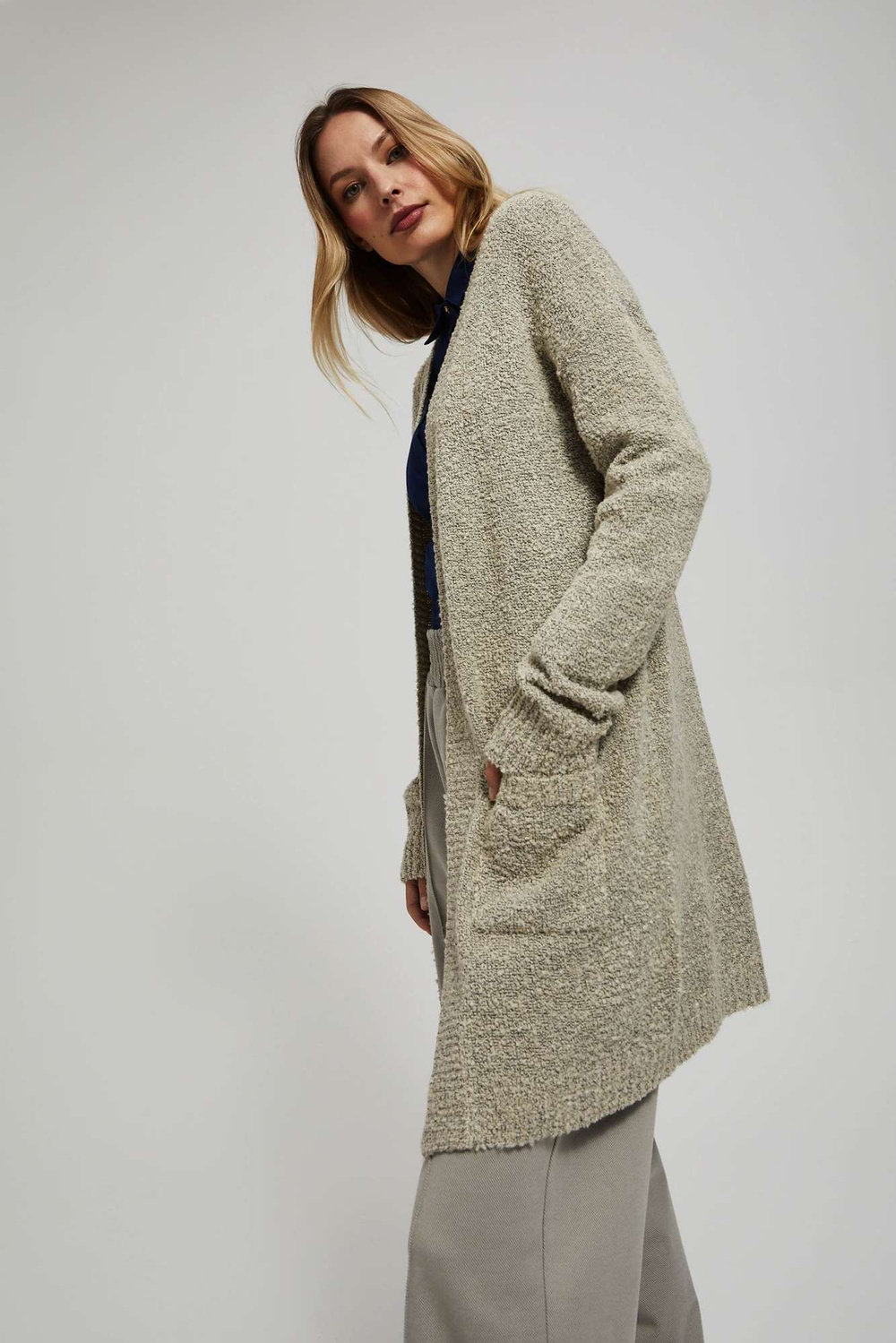 Long cardigan with pockets