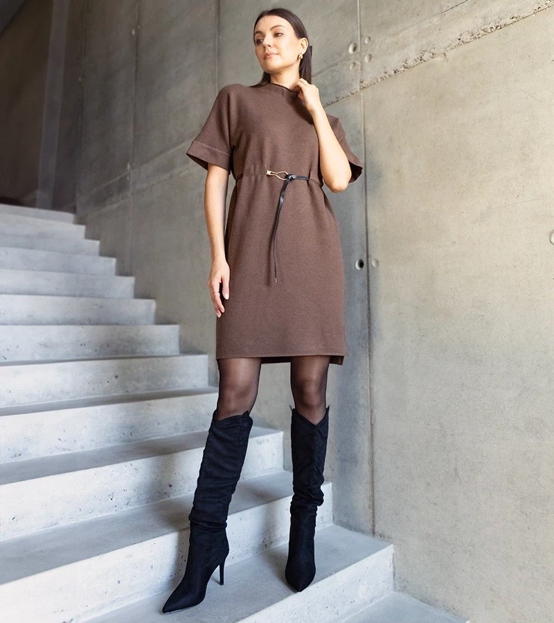 marka niezdefiniowana Dark brown midi dress with a delicate belt Dustina
