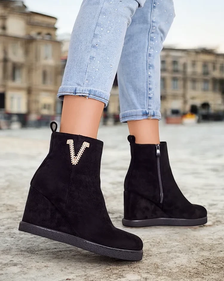 Resti Nerias women's boots on heels