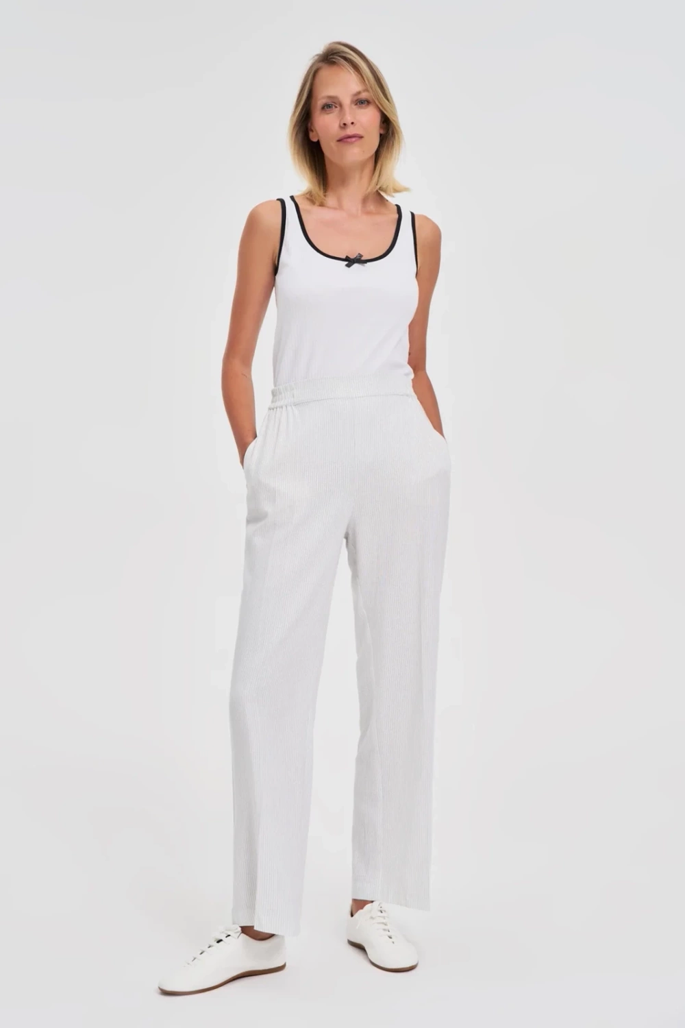 Marisse Fitted White Top