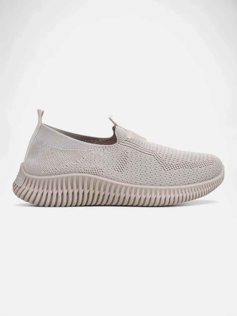 Resti Slip-on women's fabric sports shoes Serra