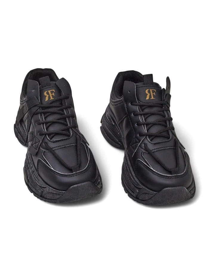 Resti Women&#039;s sports sneakers on a thicker sole Quensi