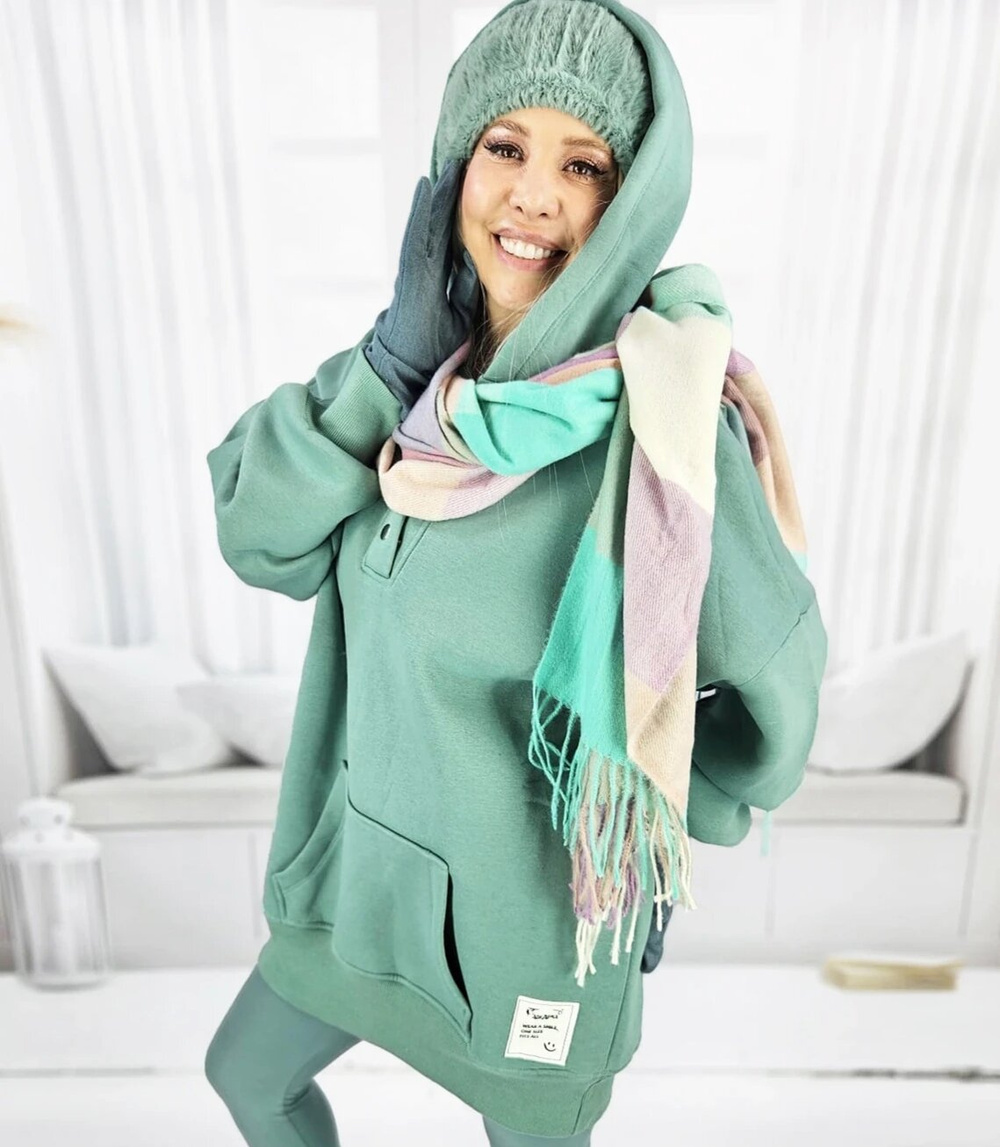 Pri Warm, smooth oversize hooded sweatshirt JANET