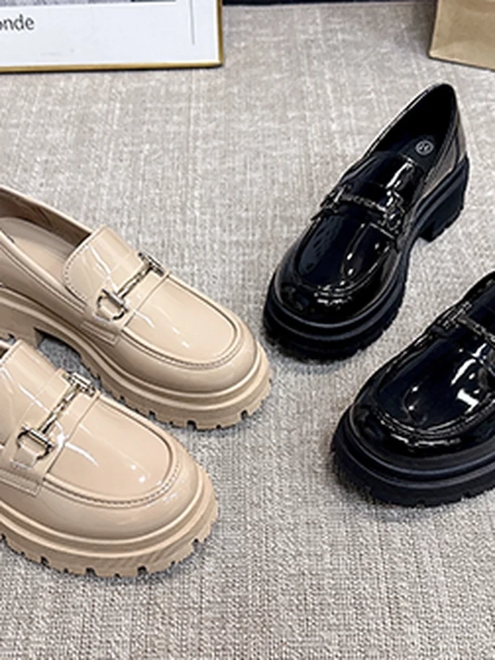 Resti Women&#039;s patent moccasins Adelio