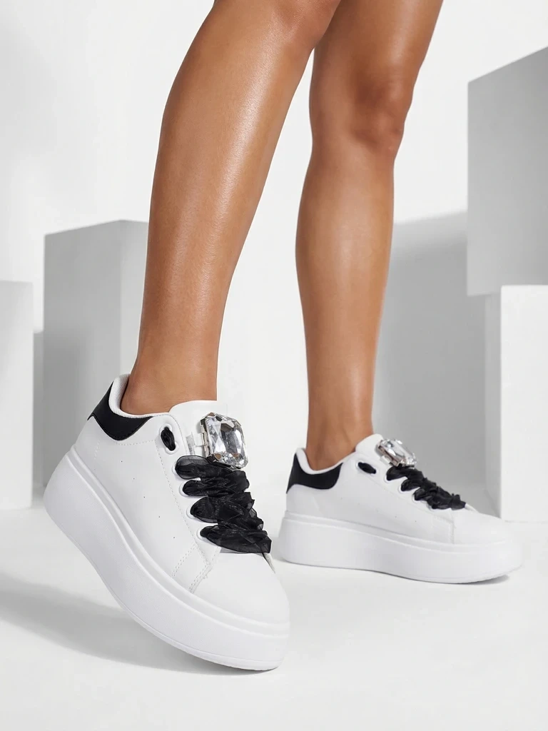 Дамски маратонки на платформа Resti