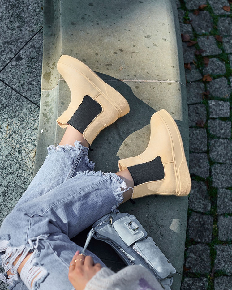 Resti Beige women&#039;s boots a&#039;la snow boots Uteris