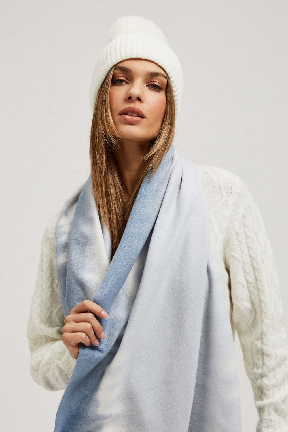 Marisse Scarf With Delicate Fringes