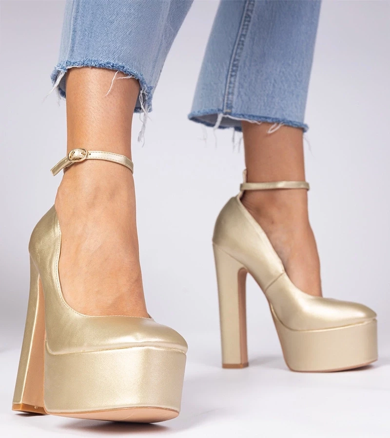 marka niezdefiniowana Gold high heel pumps Felida
