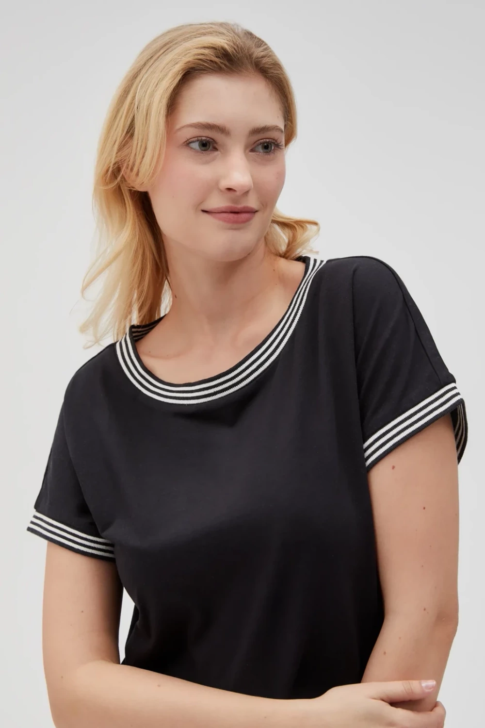 Marisse Women's T-Shirt L-Ts-4637 Black