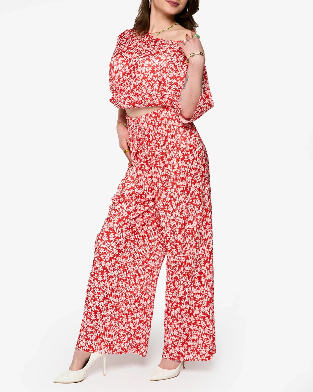Resti Red women's pleated set with black flowers - Clothing