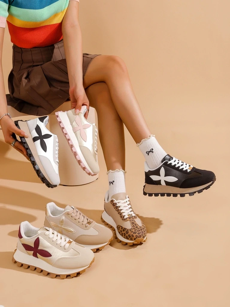 Resti Women's sporty sneakers on a thicker sole Aloqa