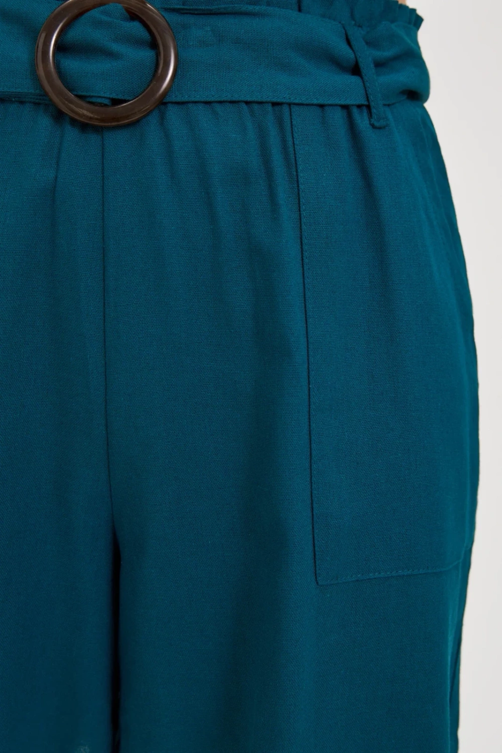 Marisse Green Cotton-Linen Shorts
