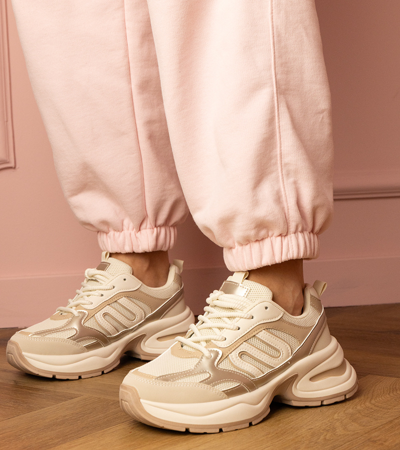 Gemre Adidași sport bej pe talpă masivă Aries