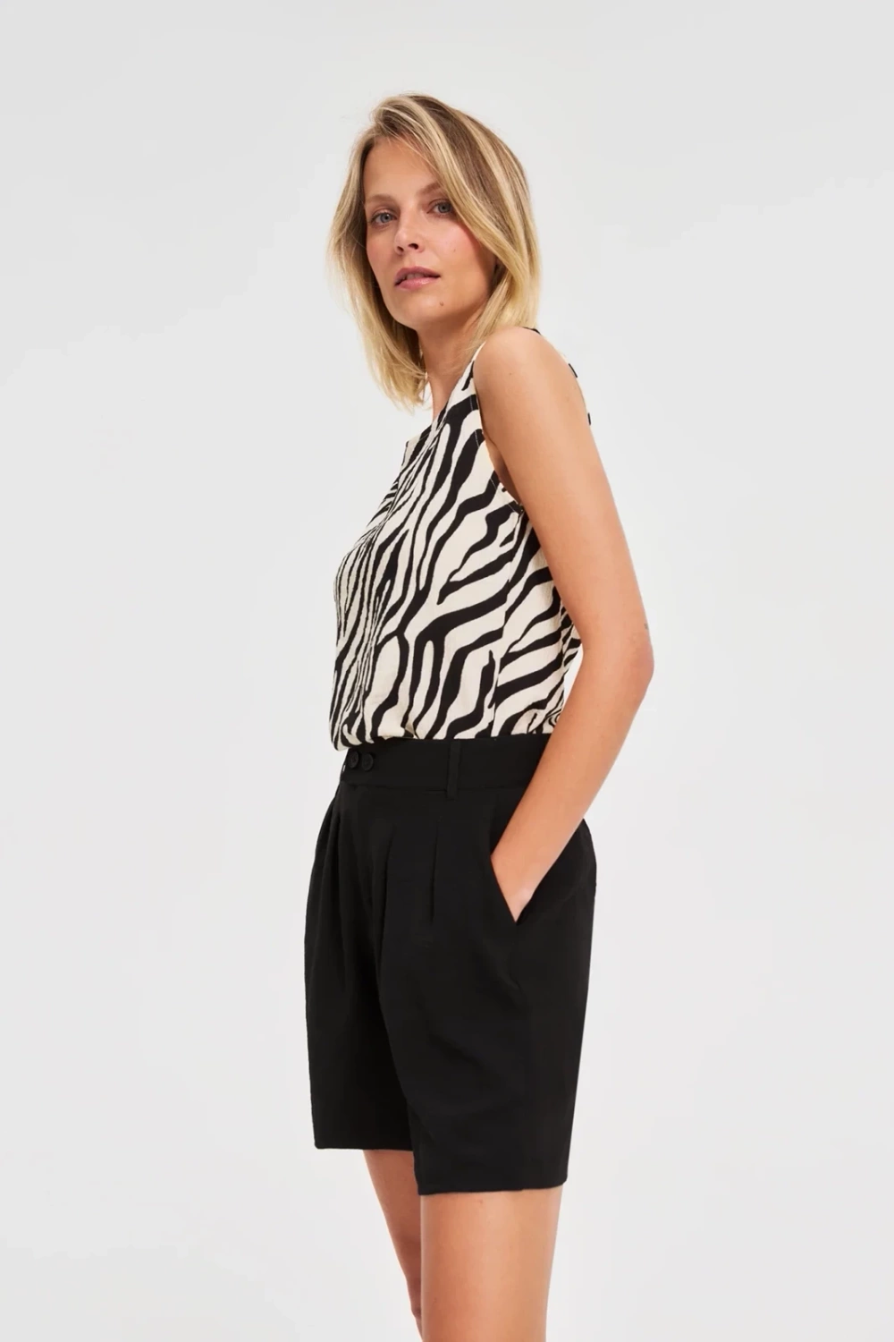 Marisse Black Shorts With Pockets