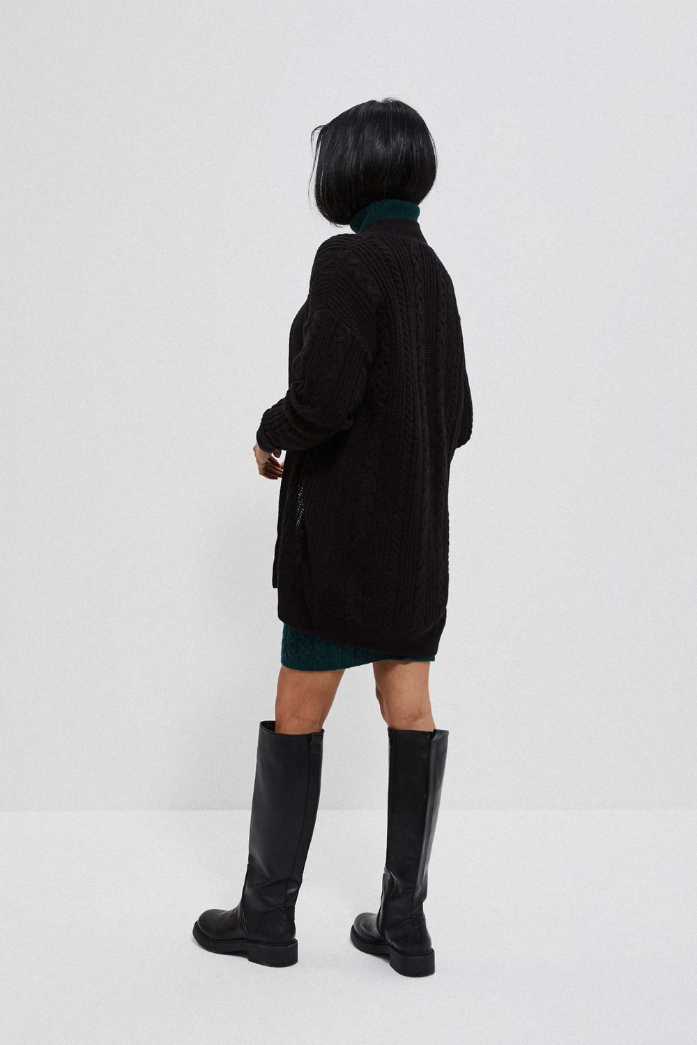 Cardigan dama, Moodo