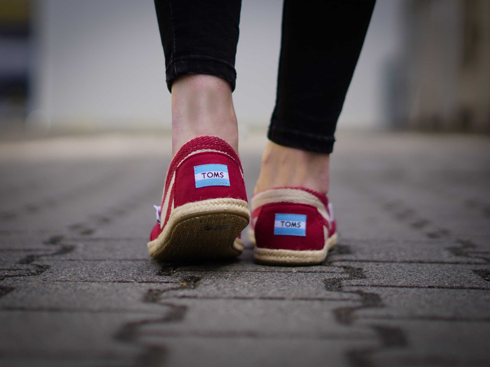 Toms - Classic červené espadrilky