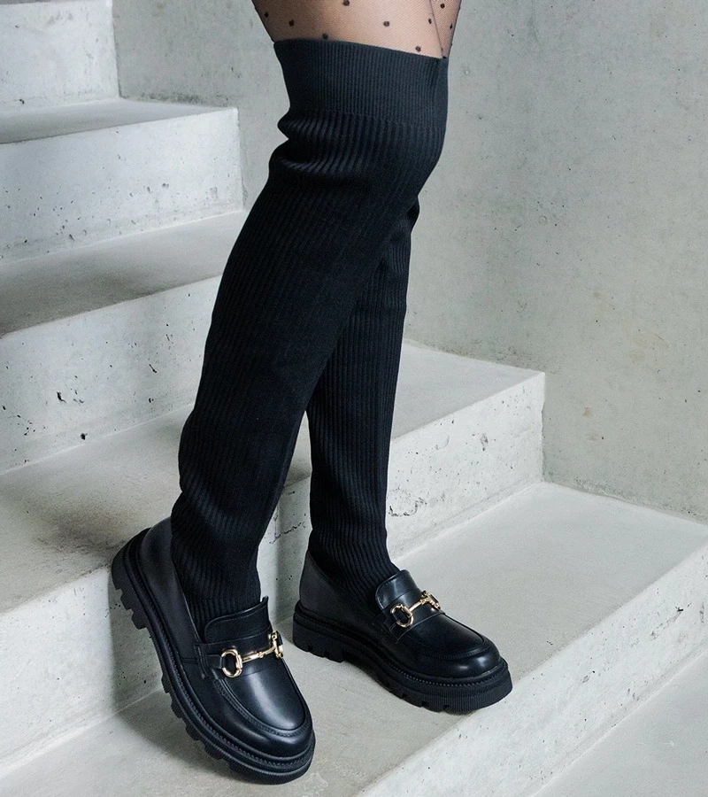 Gemre Cizme negre cu carâmb elastic și talpă plată Vrissa