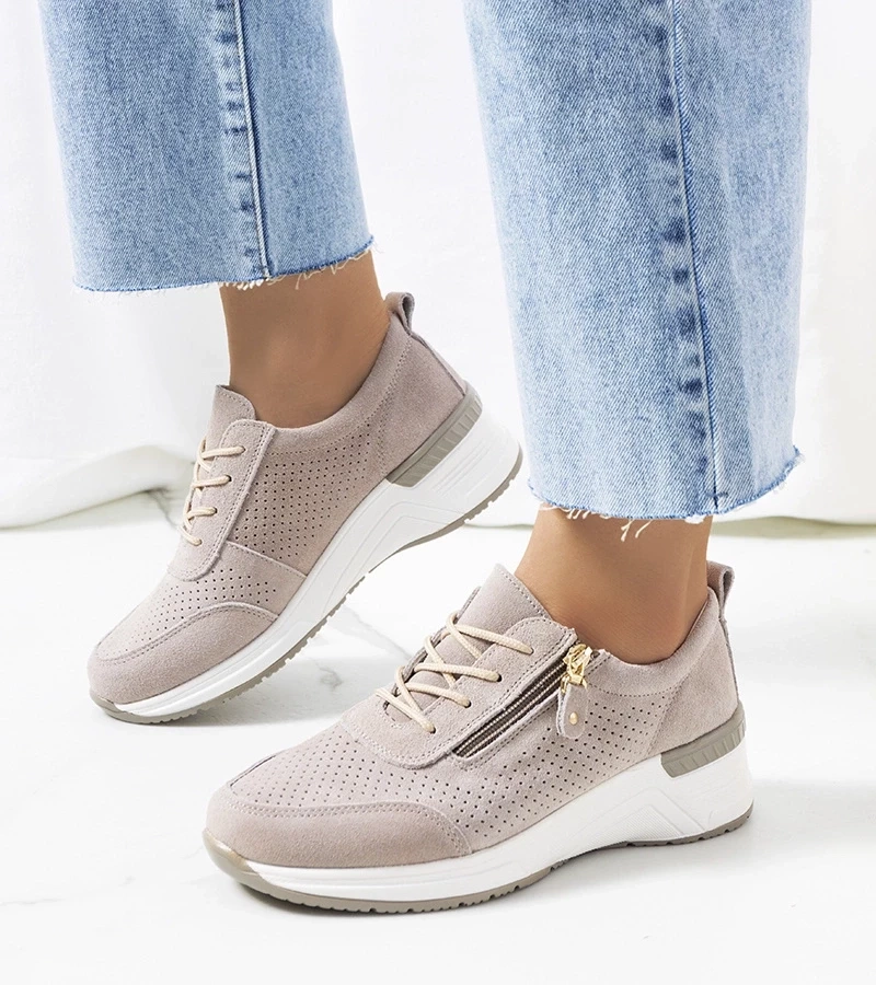 D/CEO White trainers Justar