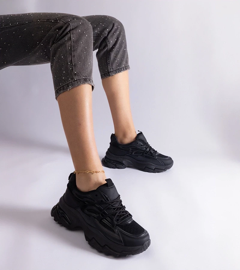 D/CEO White trainers Justar