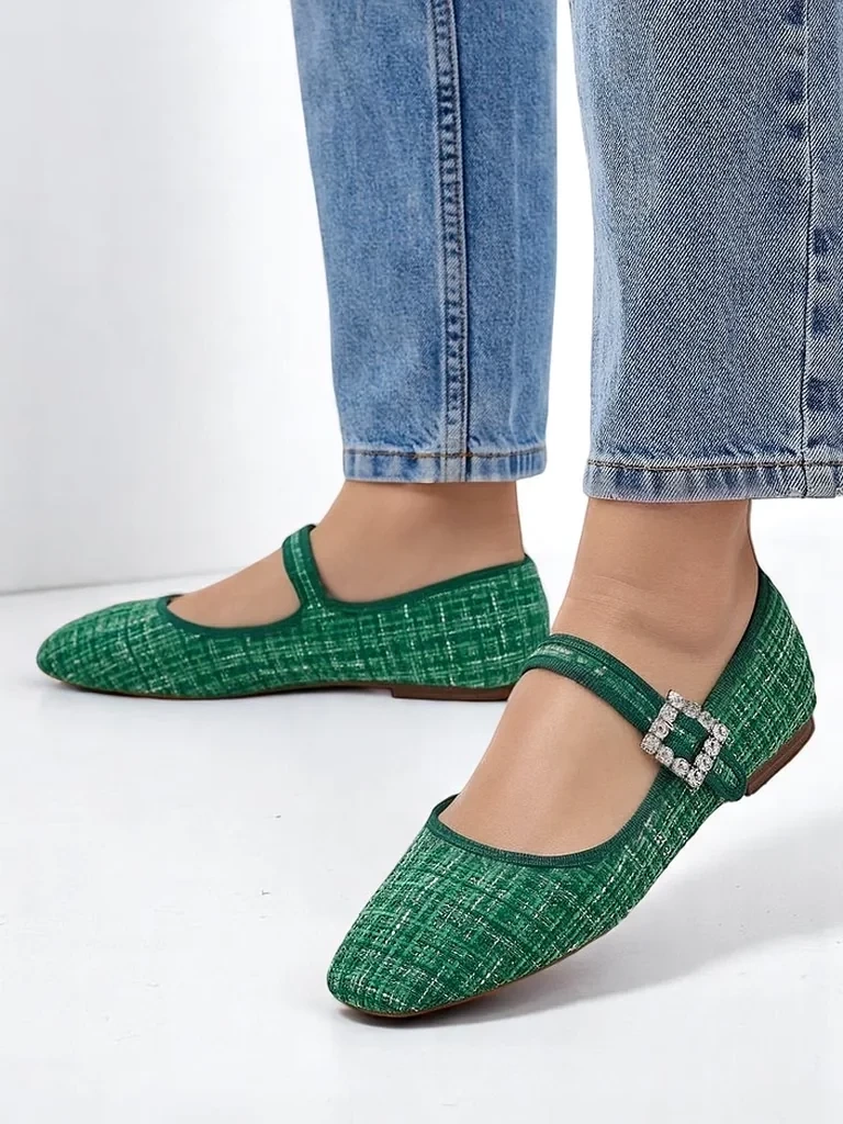 Resti Women&#039;s checkered ballet flats with a buckle and strap Riffos