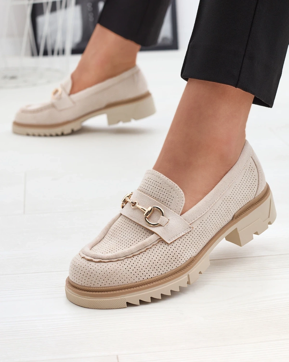 Resti Cream openwork women&#039;s moccasins with chain Imerila - Footwear
