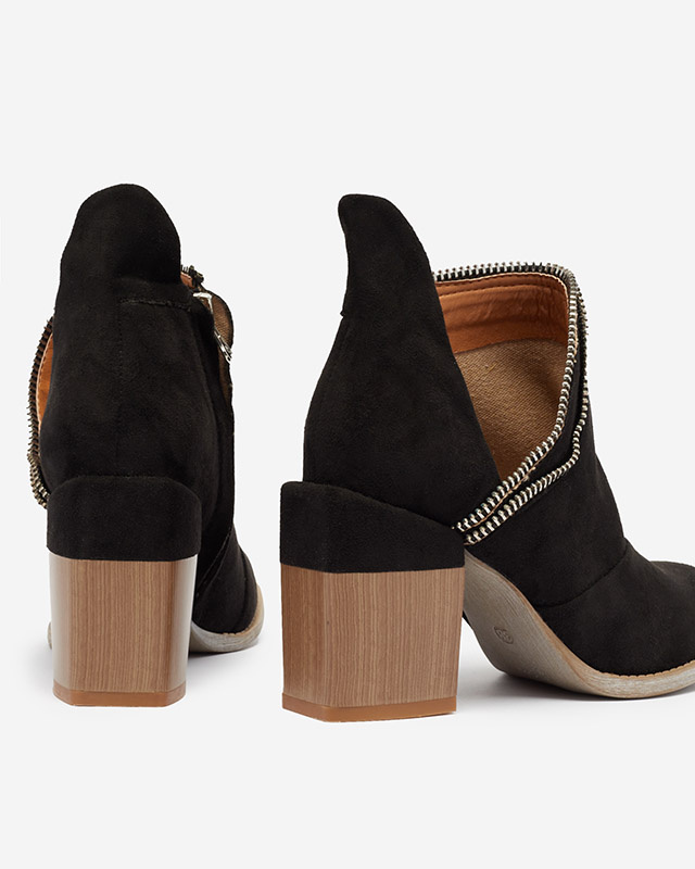 Resti Black women&#039;s insulated boots on a post Mukis - Footwear