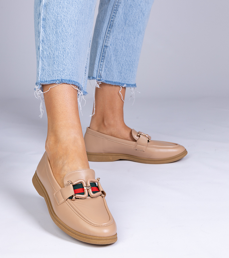 Gemre Mocasini bej din piele ecologică cu ornament Kalenda