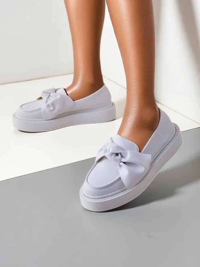 Resti Elegant women's moccasins with a bow Ortto