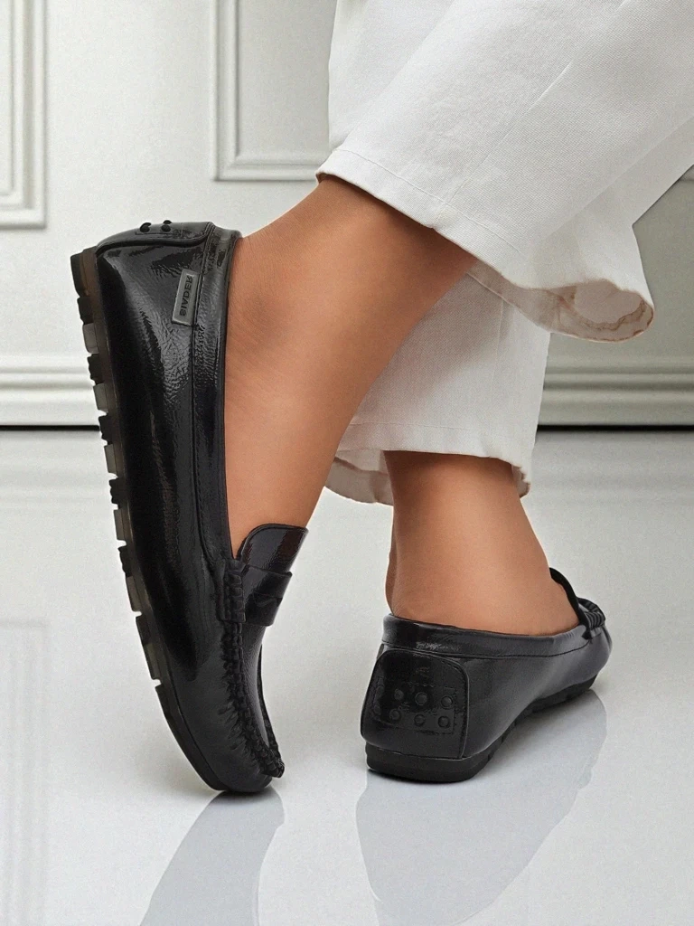 Resti Women&#039;s Cyra Nero Moccasins made of patent eco-leather, classic Italian style