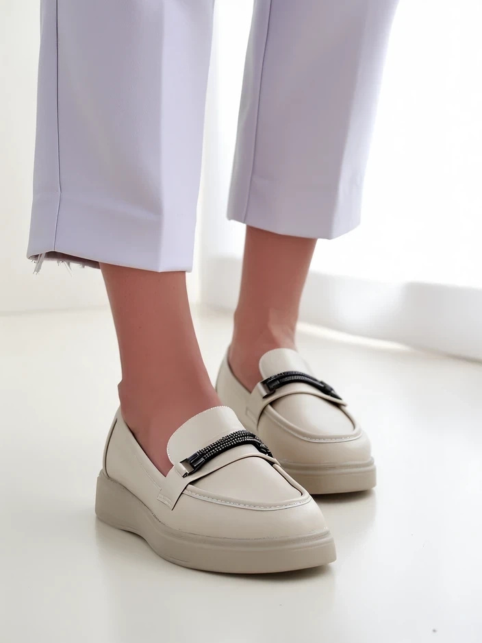 Resti Women&#039;s Moccasins Afisal